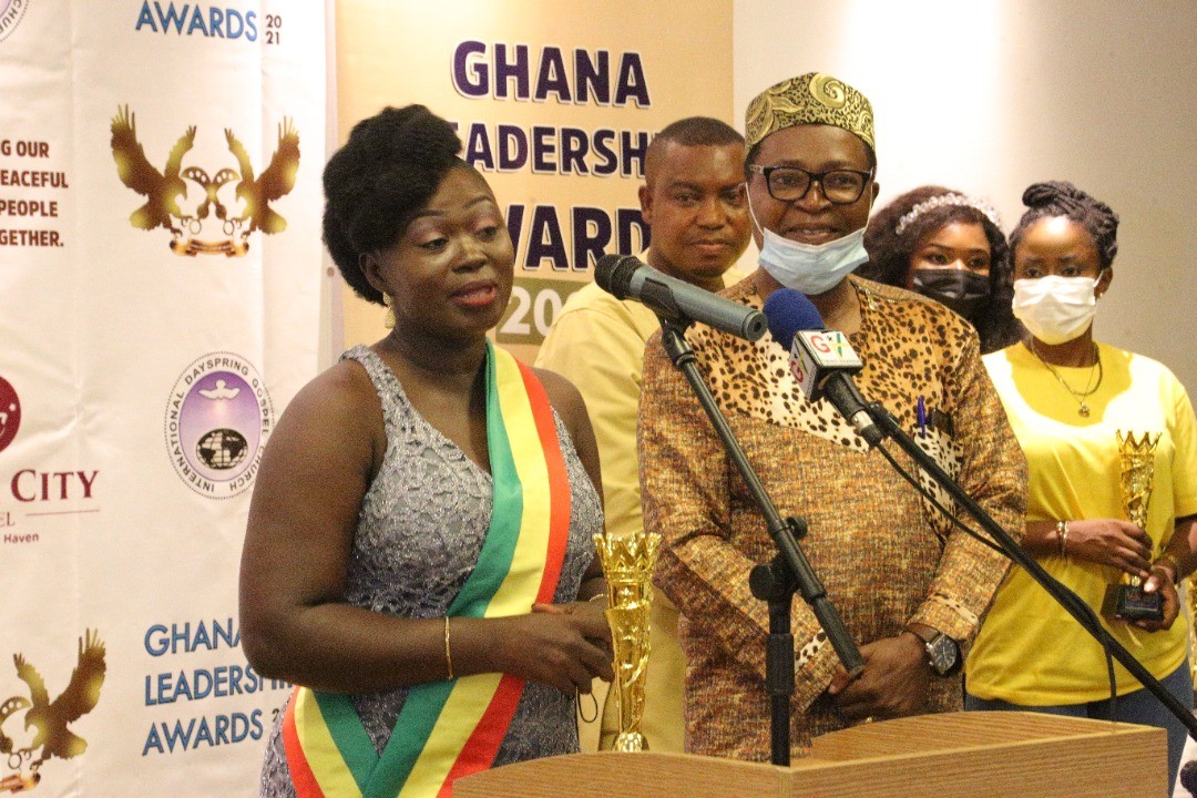 GBC News Anchor, Gifty Adjei grabs two honours at Ghana Leadership Awards